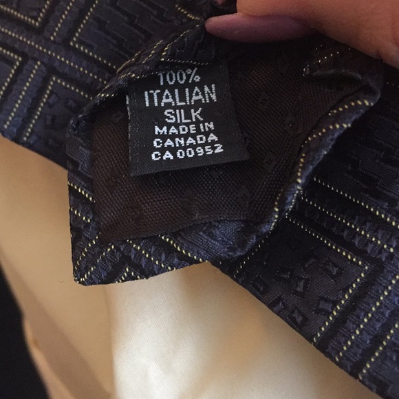 Men’s 100% Italian Silk Tie 👔 - Picture 2 of 4